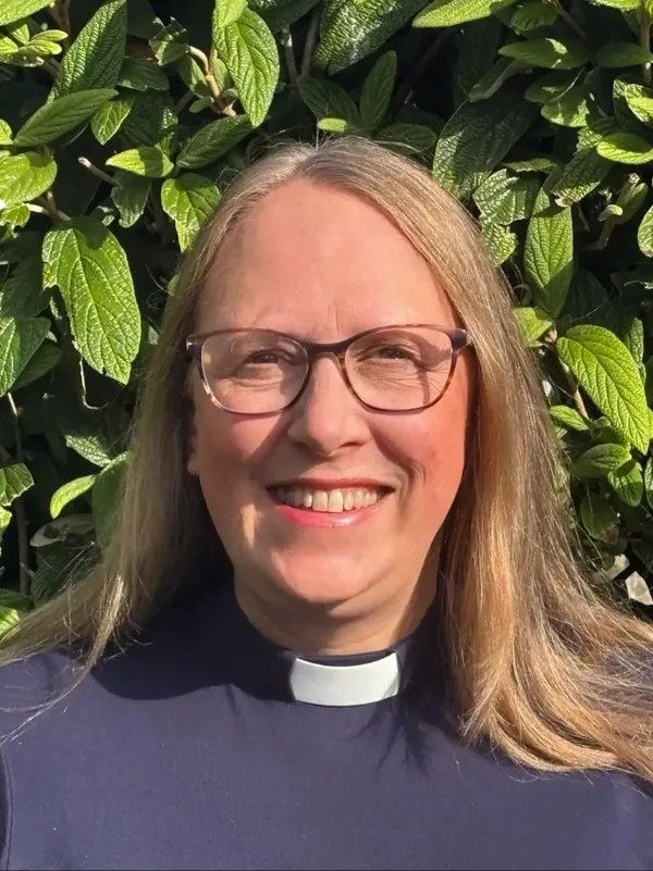Portrait of The Revd Nicola Farr